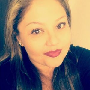 Meet your Posher, Rocio